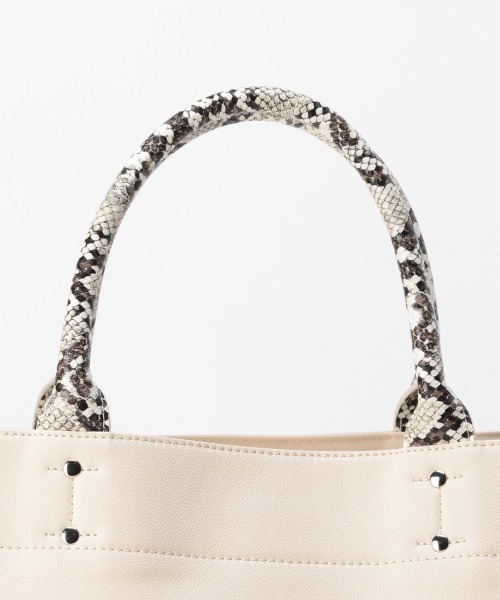 PAGEBOY（ページボーイ）の「トリップトートバッグ（トートバッグ・レディース・ブラック/アイボリー・FREE）」の18枚目の写真