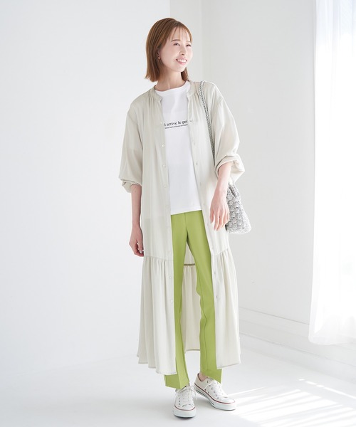ROPE' PICNIC（ロペピクニック）の「ローウエスト切替サテンシャツワンピース（シャツワンピース・レディース・グレー系その他/ベージュ/サックスブルー・38）」の4枚目の写真