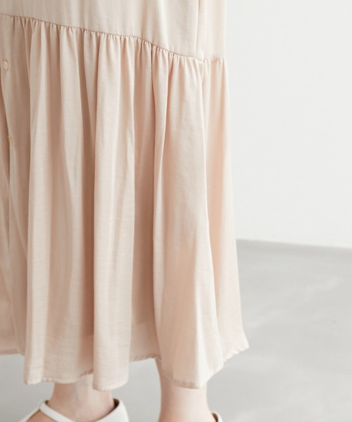 ROPE' PICNIC（ロペピクニック）の「ローウエスト切替サテンシャツワンピース（シャツワンピース・レディース・グレー系その他/ベージュ/サックスブルー・38）」の21枚目の写真