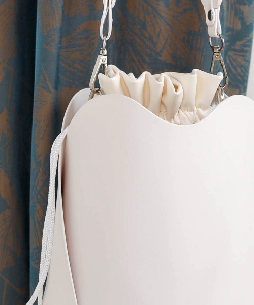 Bou Jeloud（ブージュルード）の「ラウンドカット2wayバッグ（ショルダーバッグ・レディース・ブラック/ブルー/ベージュ/ホワイト・ONE SIZE/ONESIZE）」の18枚目の写真