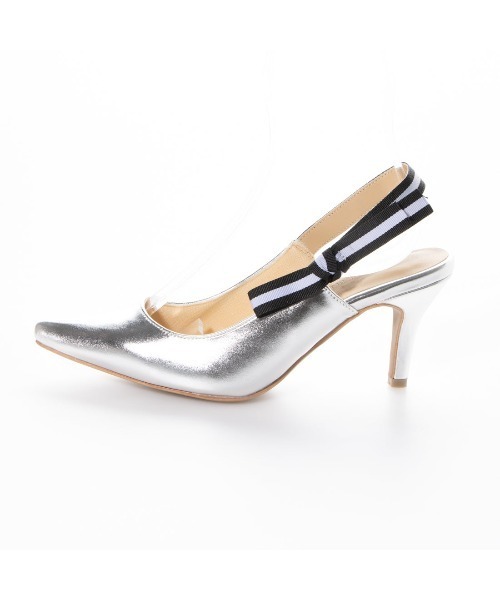 Miminy Piminy（ミミニー ピミニー）の「MiminyPiminy(ミミニー ピミニー) バックストラップのポインテッドトゥパンプス（パンプス・レディース・ベージュ系その他/ブラック系その他/シルバー・LL/S/M/L）」の8枚目の写真