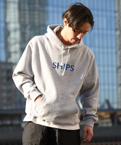 SHIPS（シップス）の「【WEB限定】SHIPS: SCREEN STARS（Ｒ）ボディ SHIPS ロゴ エンブロイダリー スウェット パーカー（パーカー・メンズ・ネイビー/ナチュラル/ブラック/グレー・X-LARGE/SMALL/LARGE/MEDIUM/XX-LARGE）」の17枚目の写真