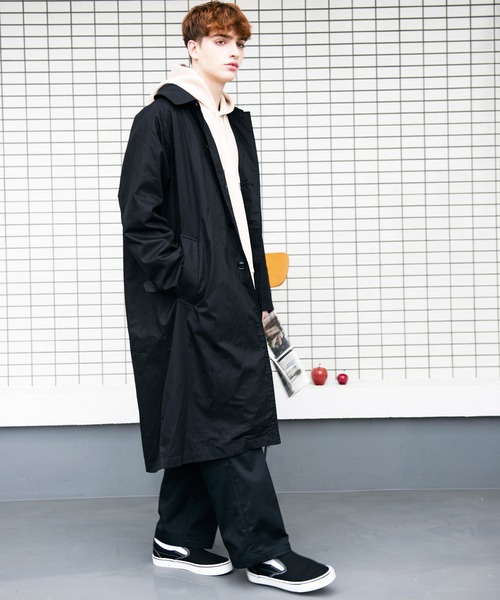 8(eight)(エイト)の「オーバーサイズビッグバルカラーコート(ステンカラーコート・メンズ・ブラック/ブラウン系その他/ブルーグレー/オフホワイト/カーキ/ベージュ・MEDIUM/LARGE)」の10枚目の写真