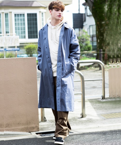 8(eight)(エイト)の「オーバーサイズビッグバルカラーコート(ステンカラーコート・メンズ・ブラック/ブラウン系その他/ブルーグレー/オフホワイト/カーキ/ベージュ・MEDIUM/LARGE)」の18枚目の写真