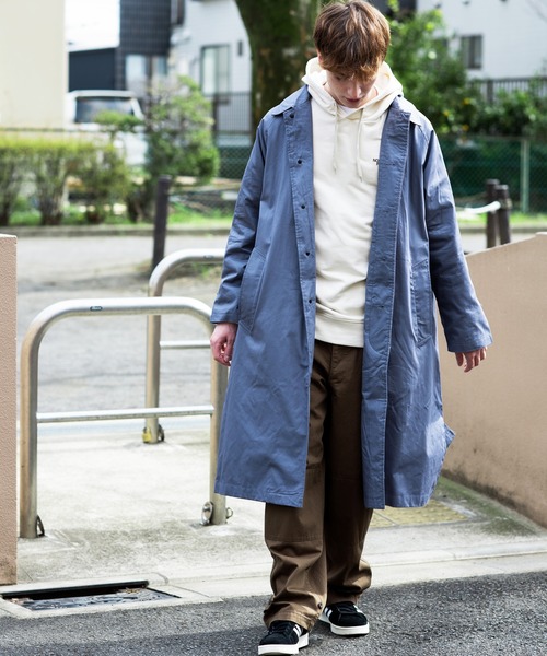 8(eight)(エイト)の「オーバーサイズビッグバルカラーコート(ステンカラーコート・メンズ・ブラック/ブラウン系その他/ブルーグレー/オフホワイト/カーキ/ベージュ・MEDIUM/LARGE)」の22枚目の写真