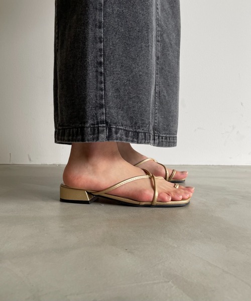 NEUNA（ヌナ）の「【大人フェミニンなデニムstyle。】バックスリットハイウエストロングデニムキャミワンピース（ワンピース・レディース・ベージュ/ブラック/アイボリー/ライトグリーン・FREE）」の22枚目の写真