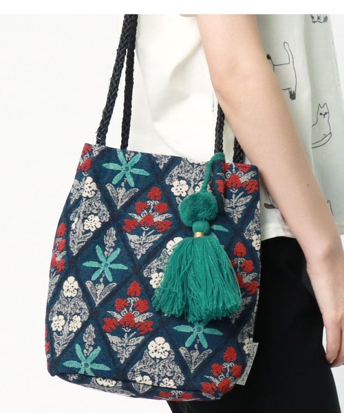 salle de bal（サルデバル）の「【 Craft India BY PEAPOD / バイピーポッド 】 ジャガードショルダーバッグ FRH（ショルダーバッグ・レディース・ベージュ/ブルー/ネイビー/ブラック/グレー・FREE）」の5枚目の写真