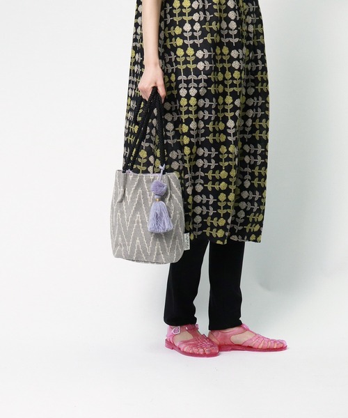 salle de bal（サルデバル）の「【 Craft India BY PEAPOD / バイピーポッド 】 ジャガードショルダーバッグ FRH（ショルダーバッグ・レディース・ベージュ/ブルー/ネイビー/ブラック/グレー・FREE）」の14枚目の写真