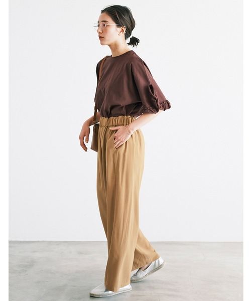 avecmoi（アヴェクモワ）の「【佐藤かなさんプロデュース】 アヴェクモワ　フリル袖トップス〈チョコレートブラウン〉（Tシャツ/カットソー・レディース・ブラウン・MEDIUM/LARGE/X-LARGE/SMALL）」の6枚目の写真