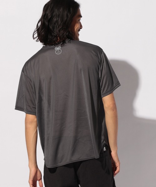 BEACHED DAYS(ビーチドデイズ)の「【BEACHED DAYS(ビーチドデイズ)】MESH TEE(Tシャツ/カットソー・メンズ・ブラック/カーキ/チャコール・MEDIUM/LARGE)」の4枚目の写真