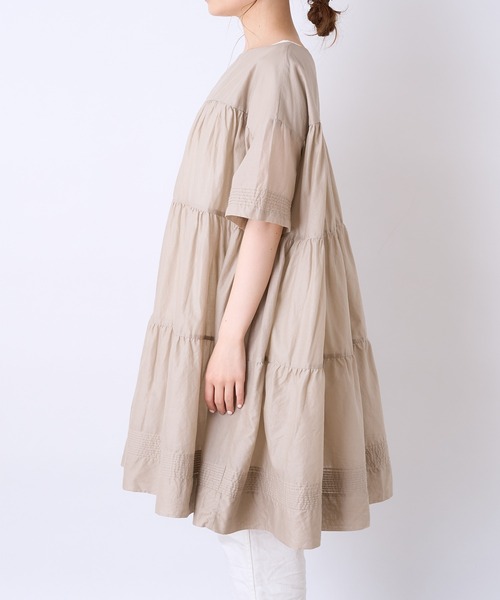 PUAL CE CIN（ピュアルセシン）の「80ボイルコットン ティア―ドワンピース／チュニック（ワンピース・レディース・ホワイト/ブラック/ベージュ・FREE）」の21枚目の写真