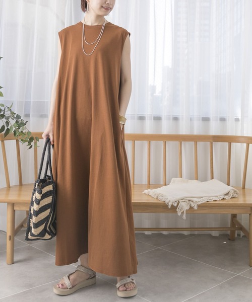 URBAN RESEARCH（アーバンリサーチ）の「UR TECH(UVカット)+抗菌 機能付 タックテントワンピース（ワンピース・レディース・ブラウン系その他/ブラック・FREE）」の20枚目の写真