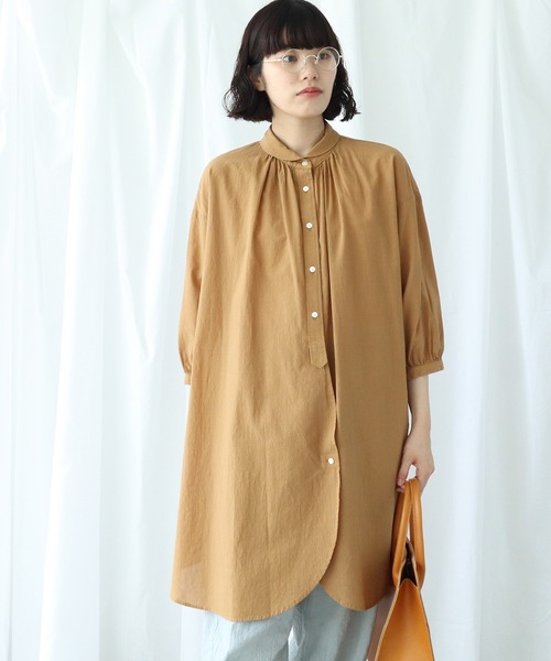 Lene(レネ)の「100/1 voil チュニックブラウス(シャツ/ブラウス・レディース・グレー/ベージュ/ピンク・FREE)」の2枚目の写真