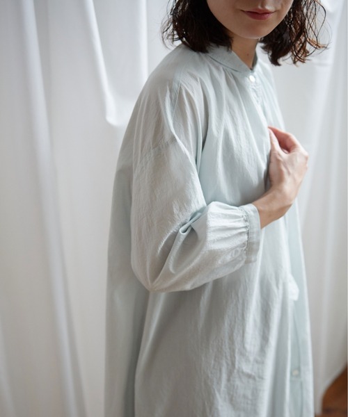 Lene(レネ)の「100/1 voil チュニックブラウス(シャツ/ブラウス・レディース・グレー/ベージュ/ピンク・FREE)」の5枚目の写真