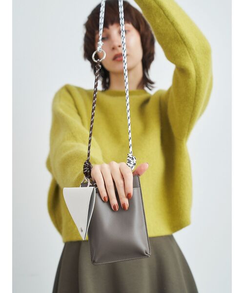 ELENDEEK(エレンディーク)の「マルチ3ボックスバッグ(ショルダーバッグ・レディース・ブラック/ブラウン/ライトベージュ/モカ・FREE)」の3枚目の写真