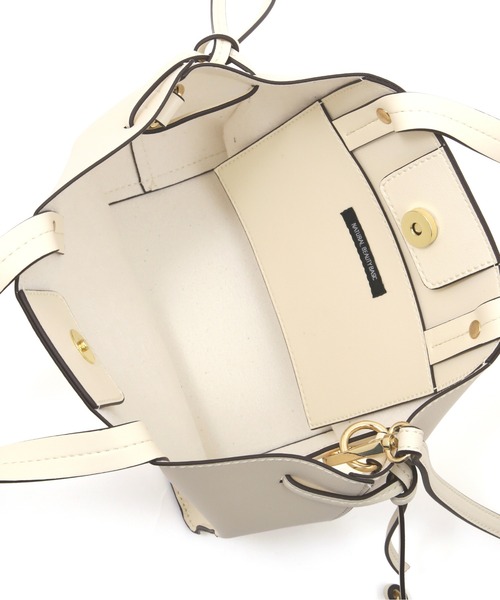 NATURAL BEAUTY BASIC（ナチュラルビューティーベーシック）の「サイドノットミディトート（トートバッグ・レディース・ベージュ/オフホワイト/ピンク/イエロー・ﾌﾘ-）」の9枚目の写真