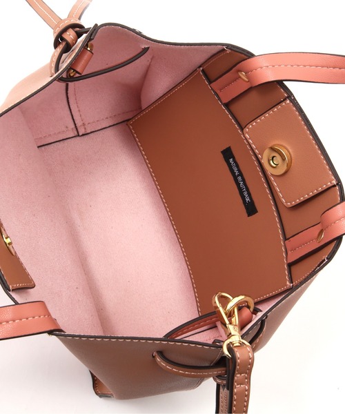 NATURAL BEAUTY BASIC（ナチュラルビューティーベーシック）の「サイドノットミディトート（トートバッグ・レディース・ベージュ/オフホワイト/ピンク/イエロー・ﾌﾘ-）」の16枚目の写真