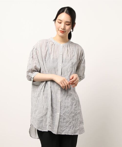 Samansa Mos2（サマンサ モスモス）の「柄アソート切替チュニック（シャツ/ブラウス・レディース・ブルー/チャコール/ベージュ/レッド/キナリ・ﾌﾘ-）」の10枚目の写真