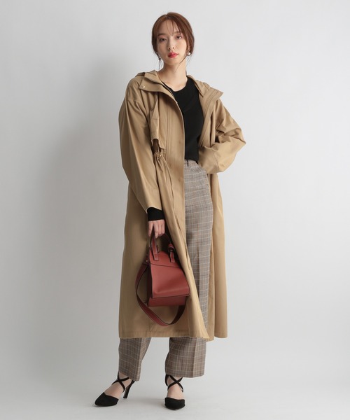 Andemiu（アンデミュウ）の「アスレチックロングコート228635（トレンチコート・レディース・ベージュ/カーキ・FREE）」の7枚目の写真