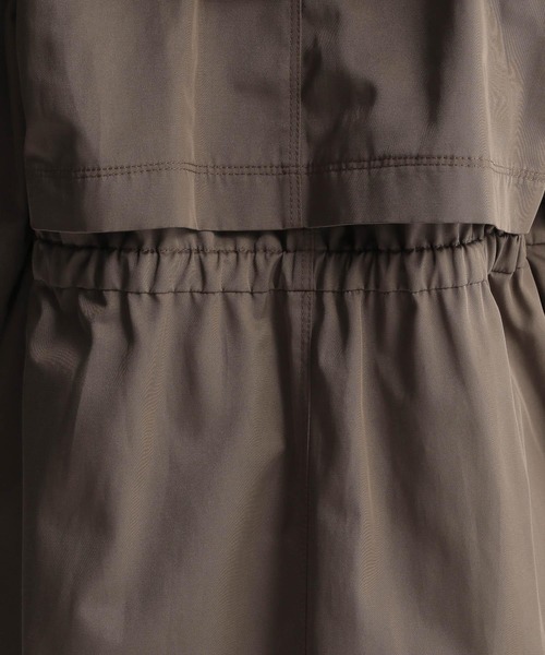 Andemiu（アンデミュウ）の「アスレチックロングコート228635（トレンチコート・レディース・ベージュ/カーキ・FREE）」の16枚目の写真