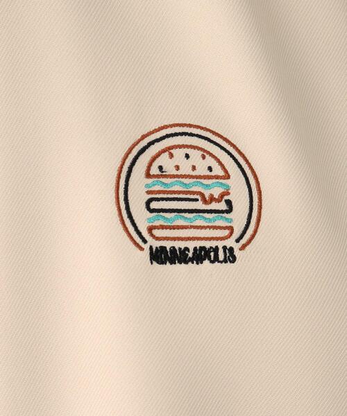 BASECONTROL(ベースコントロール)の「◆フードバック刺繍 BURGER ビッグシルエットシャツ(シャツ/ブラウス・レディース・アイボリー/ブラック/ベージュ/ライトブルー/ベージュ系・99)」の8枚目の写真