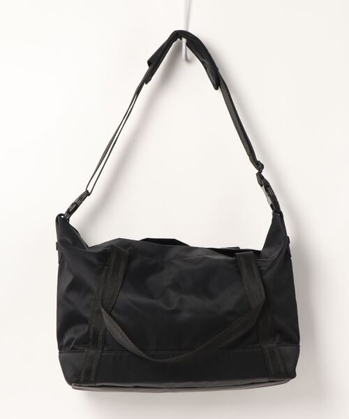 HUNTER（ハンター）の「《HUNTER》NYLON TOPCLIP TOTE MIDI（トートバッグ・メンズ・ブラック/ダークオリーブ/ピンク/ネイビー/ブラック×レッド/ブラック系その他・フリー）」の7枚目の写真