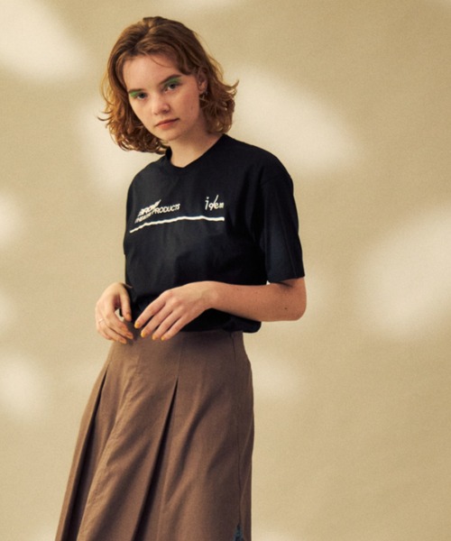 idem（イデム）の「Staff T-shirt【idem × BROWN THEATRE PRODUCTS】（Tシャツ/カットソー・レディース・ホワイト/ブラック/ベージュ・FREE）」の5枚目の写真
