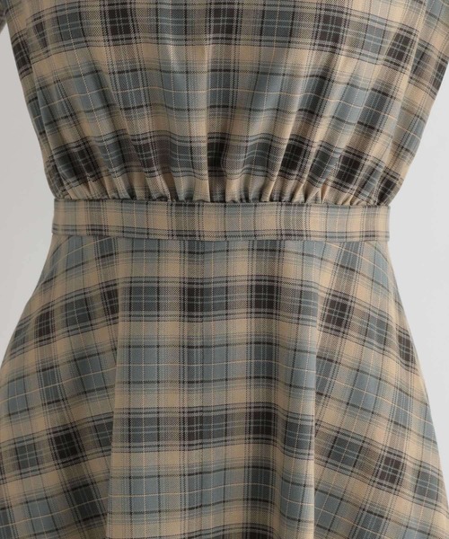 Andemiu(アンデミュウ)の「チェックフレア2WAYワンピース228127(ワンピース・レディース・ブラウン/ブルー/キャメル/オフホワイト/ダークブラウン/ライトブルー・SMALL/MEDIUM)」の12枚目の写真