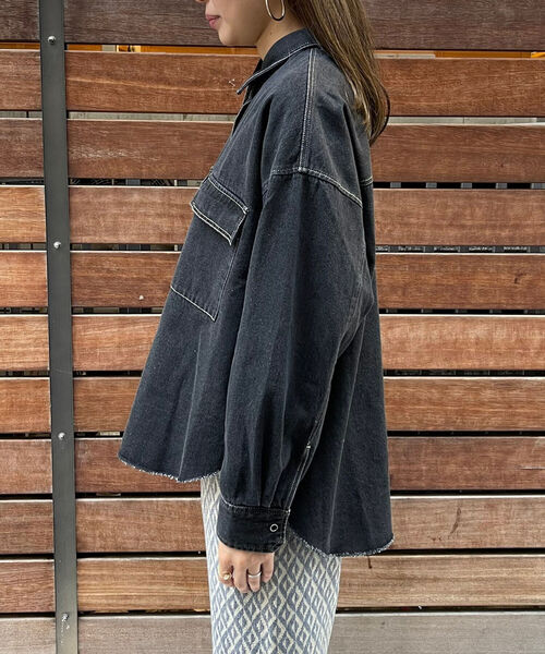 FREDY&GLOSTER(フレディアンドグロスター)の「Be happy 刺繍シャツ(シャツ/ブラウス・レディース・オリーブ/アイボリー/ブラック・38)」の14枚目の写真