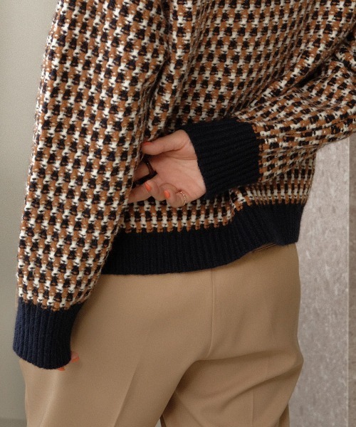 Bab（バブ）の「【WEB限定】マルチジャガードニットプルオーバー（ニット/セーター・レディース・ネイビー/グレー・FREE）」の6枚目の写真