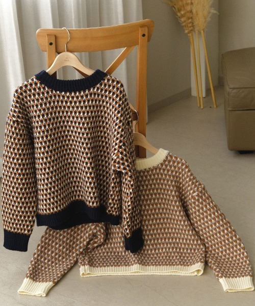 Bab（バブ）の「【WEB限定】マルチジャガードニットプルオーバー（ニット/セーター・レディース・ネイビー/グレー・FREE）」の18枚目の写真