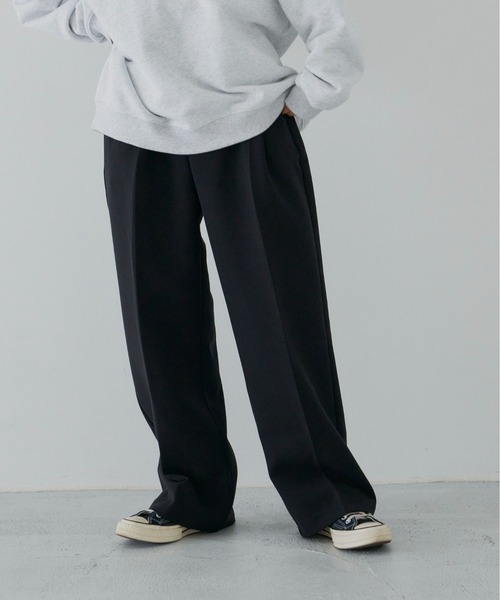 flaner(フラネ)の「ハイウエストストレートスラックス【ユニセックス対応】(その他パンツ・レディース・ブラック・SMALL/MEDIUM/LARGE)」の22枚目の写真