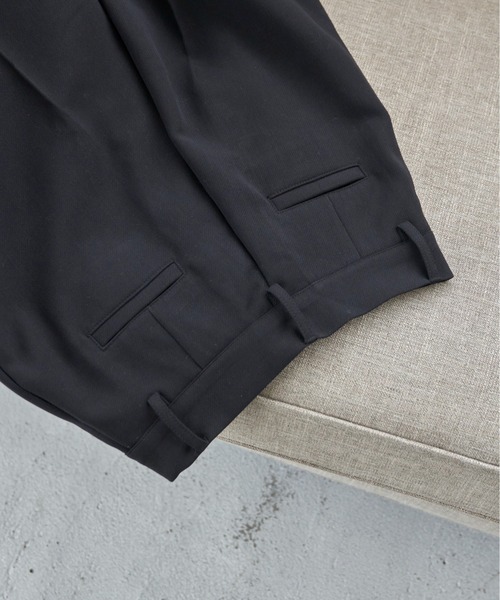 flaner(フラネ)の「ハイウエストストレートスラックス【ユニセックス対応】(その他パンツ・レディース・ブラック・SMALL/MEDIUM/LARGE)」の5枚目の写真
