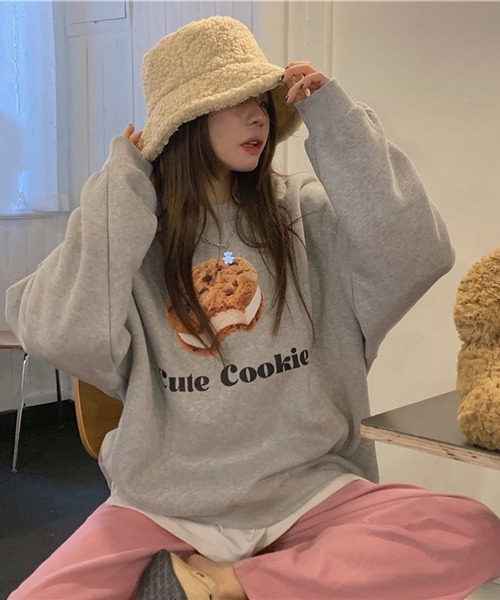 HALEY PESCA/クッキープリント　オーバーシルエットスウェット