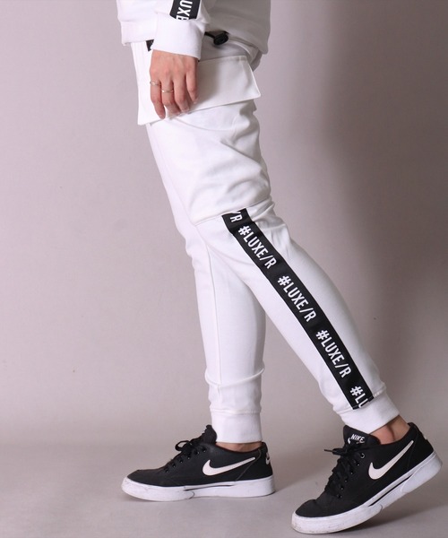 Lynx GOLF ホワイトパンツ ジッパーポケット付き Lynx GOLF ホワイトパンツ ジッパーポケット付き