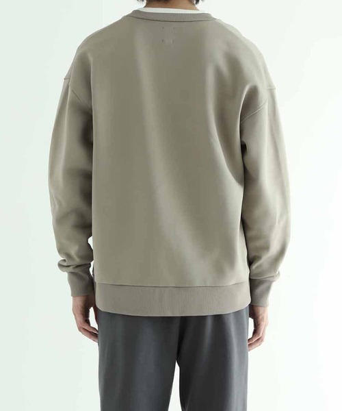 BATONER（バトナー）の「【BATONER】別注 RECYCLE NYLON VNECK（スウェット・メンズ・ブラック/ベージュ系その他2・L/M/XL）」の17枚目の写真