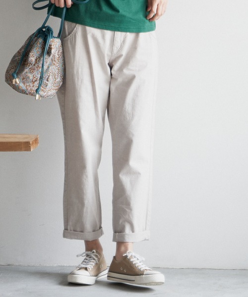 LBC(エルビーシー)の「EC限定★ゆるテーパードテーパードパンツ(その他パンツ・レディース・ブラック/パープル/ライトイエロー/ベージュ/グリーン/ブルー・S/L/M)」の3枚目の写真