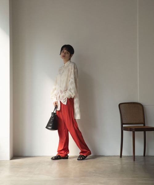 marjour（マージュール）の「GEOMETRIC SHEER SHIRTS（シャツ/ブラウス・レディース・オフホワイト・M）」の5枚目の写真