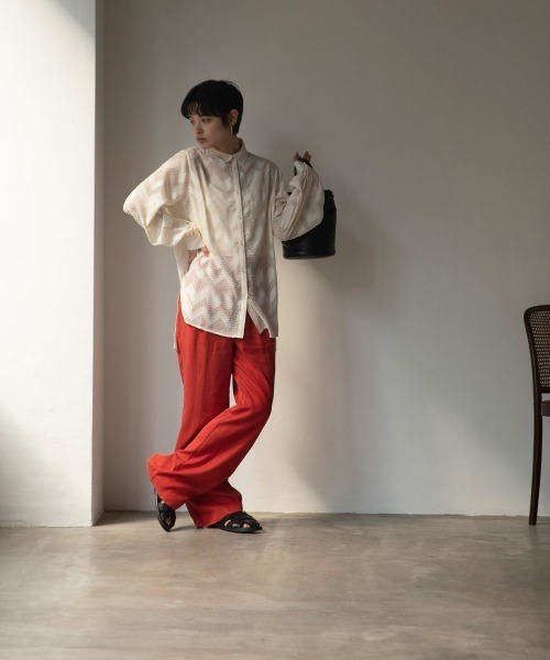 marjour（マージュール）の「GEOMETRIC SHEER SHIRTS（シャツ/ブラウス・レディース・オフホワイト・M）」の7枚目の写真