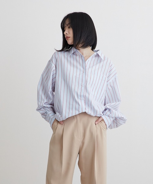 PAPAVER(パパヴェル)の「【PAPAVER】ストライプA柄ワンポケ付きシャツ(シャツ/ブラウス・レディース・サックスブルー/ピンク/イエロー・MEDIUM)」の2枚目の写真