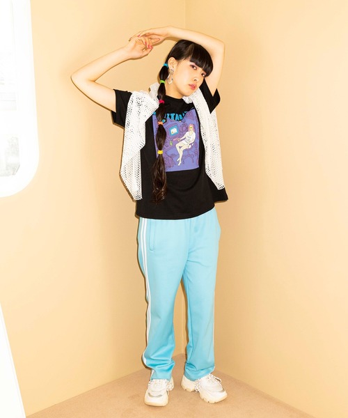 PUNYUS（プニュズ）の「DIGITALIZEビッグTシャツ（Tシャツ/カットソー・レディース・ブラック/ホワイト/イエロー/ライトパープル・3/4）」の20枚目の写真