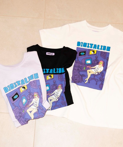 PUNYUS（プニュズ）の「DIGITALIZEビッグTシャツ（Tシャツ/カットソー・レディース・ブラック/ホワイト/イエロー/ライトパープル・3/4）」の8枚目の写真