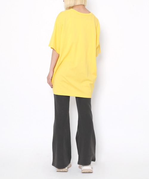 PUNYUS（プニュズ）の「DIGITALIZEビッグTシャツ（Tシャツ/カットソー・レディース・ブラック/ホワイト/イエロー/ライトパープル・3/4）」の14枚目の写真