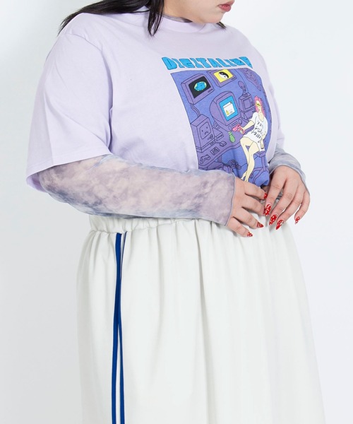 PUNYUS（プニュズ）の「DIGITALIZEビッグTシャツ（Tシャツ/カットソー・レディース・ブラック/ホワイト/イエロー/ライトパープル・3/4）」の13枚目の写真