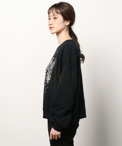 ALLSAINTS（オールセインツ）の「ALLSAINTS PIXEL SWEATSHIRT | ALLSAINTS ピクセル スウェットシャツ（スウェット・レディース・ブラック・M/XS/S）」の3枚目の写真