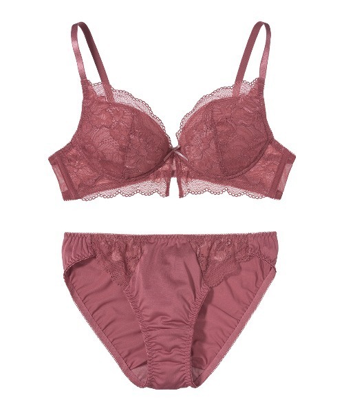 PEACH JOHN(ピーチジョン)の「【ノンワイヤーでも程よい谷間。レースブラ&ショーツ2点セット】スリットレースノンワイヤーブラジャー&ショーツセットりらこれ(ブラ&ショーツ・レディース・ネイビー/グレー/ピンク/ブラウン/グリーン/オレンジ/ライトピンク/ダークブラウン/ブルー/スモークピンク・BC65/BC70/BC75/DE65/DE70/DE75)」の4枚目の写真