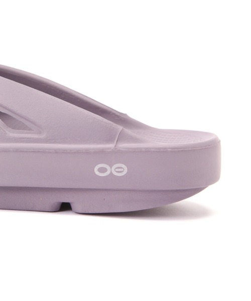 ROSE BUD（ローズバッド）の「(OOFOS)オリジナルリカバリーサンダル（サンダル・レディース・ホワイト/ブラック/パープル・23/24.0/25.0）」の12枚目の写真
