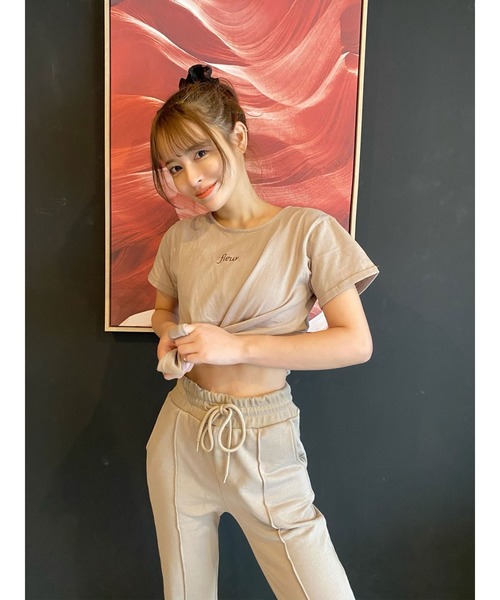 DURAS(デュラス)の「fleurロゴTシャツ(Tシャツ/カットソー・レディース・ブラック/ベージュ/ホワイト・FREE)」の16枚目の写真