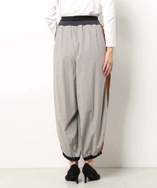 gomme（ゴム）の「Li/Rキャンバス　Wゴムバルーンパンツ（その他パンツ・レディース・カーキ/ベージュ/ブラック・MEDIUM）」の12枚目の写真