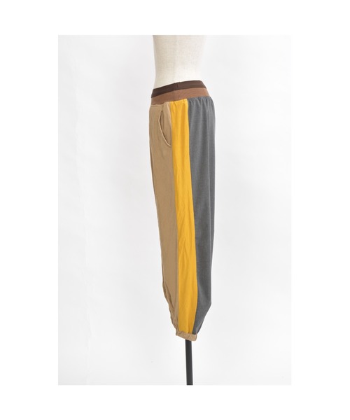 gomme（ゴム）の「Li/Rキャンバス　Wゴムバルーンパンツ（その他パンツ・レディース・カーキ/ベージュ/ブラック・MEDIUM）」の13枚目の写真